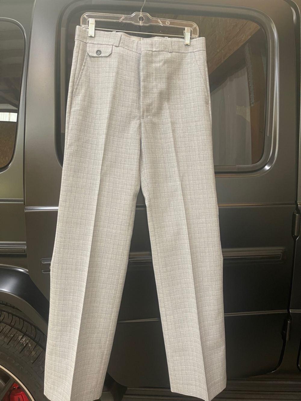 Men's Light Gray Textured Dress Pants - Classic Tailored Style